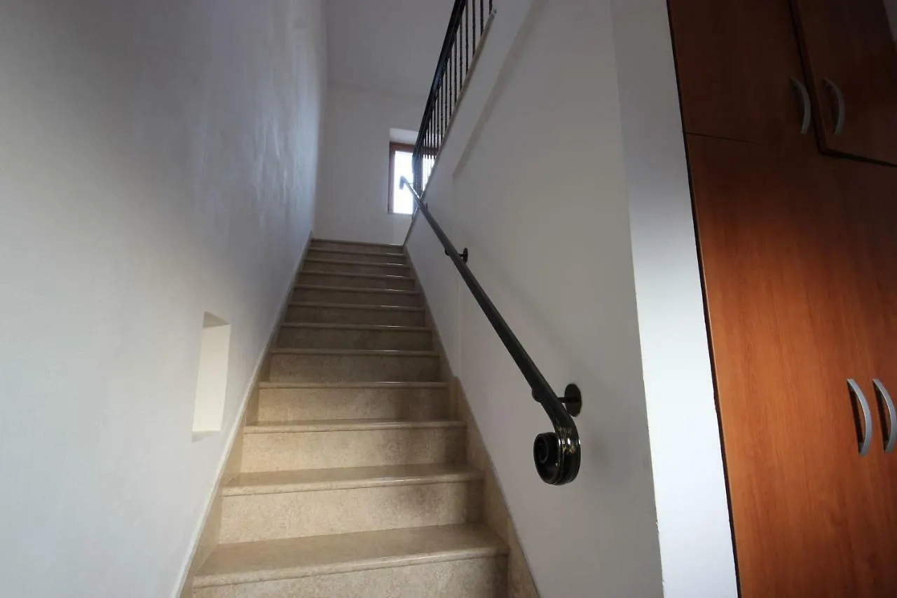 Apartment Parenzana, Little Row House With Big Green Yard In Central Istria Rakotule Croatia